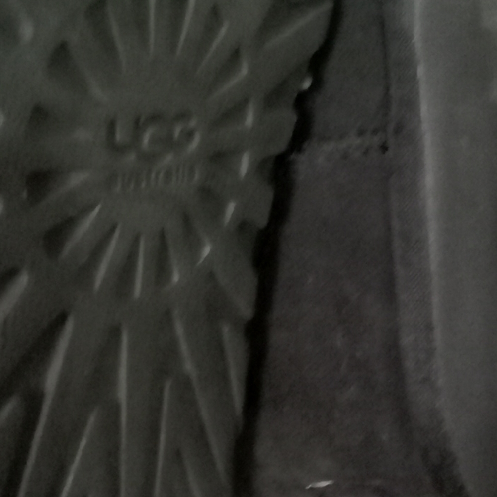 Boots - Picture 5 of 8